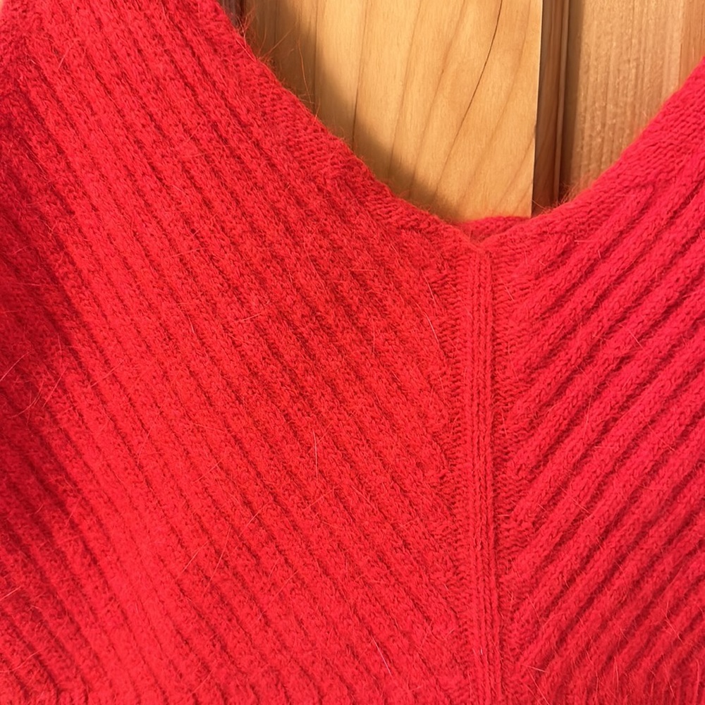 Women’s Cropped Sweater Tank - Picture 2 of 4